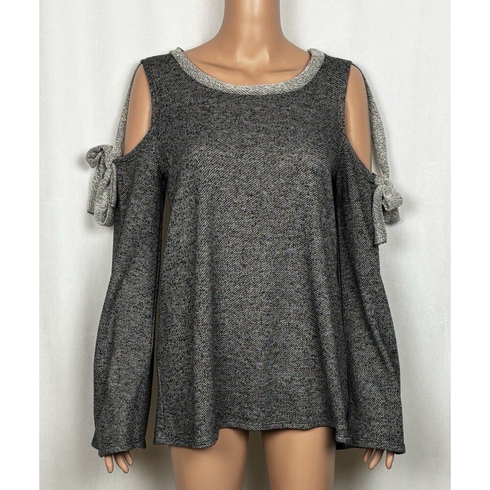 Fantastic Fawn Women’s Size Small Cold Shoulder Tie Top Bell Sleeves Gray